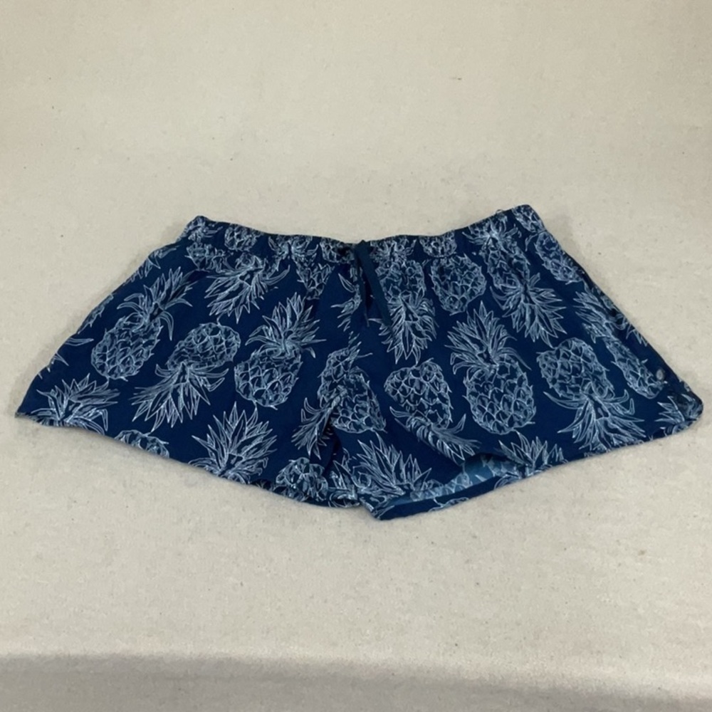 EUC woman’s Lauren James shorts